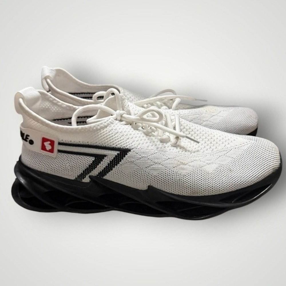 Southpole Running Sneakers Men 10.5 White Knit Blade Sole Athletic Gym Shoes Y2K